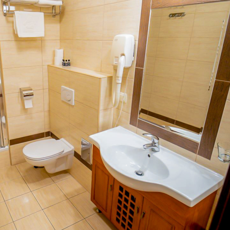 Pokój dwuosobowy DOUBLE DELUX (1)