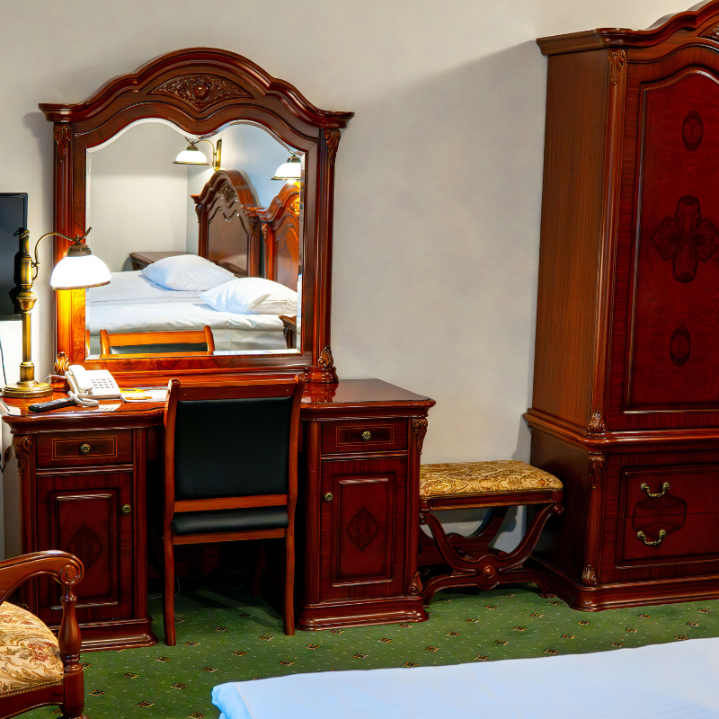 Pokój Twin Delux w Hotelu Górskim w łózkim przestronne wnętrze premium z drewnianymi detalami.png