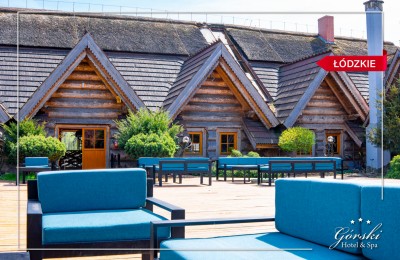 Patio które mieści do 90 osób i jest połączone z salą Olimp w któej zmieści się do 300 osób na eventy plenerowe z grillem w Hotelu Górskim w województwie łódzkim.jpg