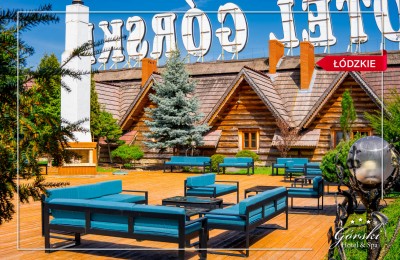 Patio które mieści do 90 osób i jest połączone z salą Olimp w któej zmieści się do 300 osób na imprezy kończące projekt czy spotkania zarządu w Hotelu Górskim w województwie łódzkim.jpg