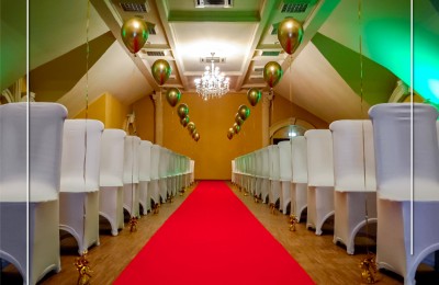 Sala kryształowa czerwony dywan Hotel Górski_Obszar roboczy 1 kopia.jpg